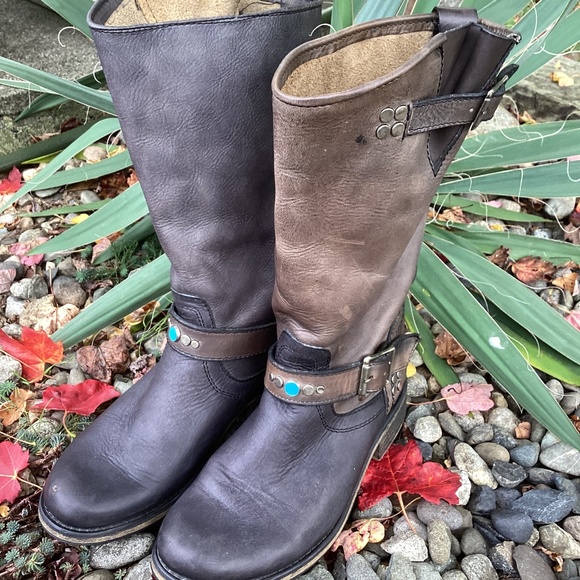 Steve Madden FABBLE Distressed Coloring Mid Height Leather Boots - Picture 1 of 15